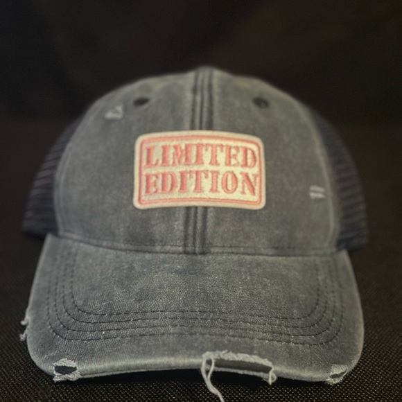 Distress cap - Picture 4 of 6